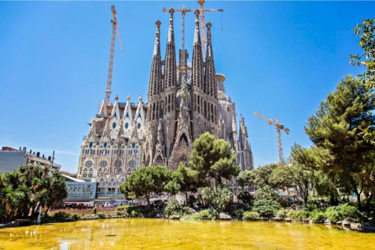 Sweett - Gaudi Avenue Apartment Barcelona Bagian luar foto