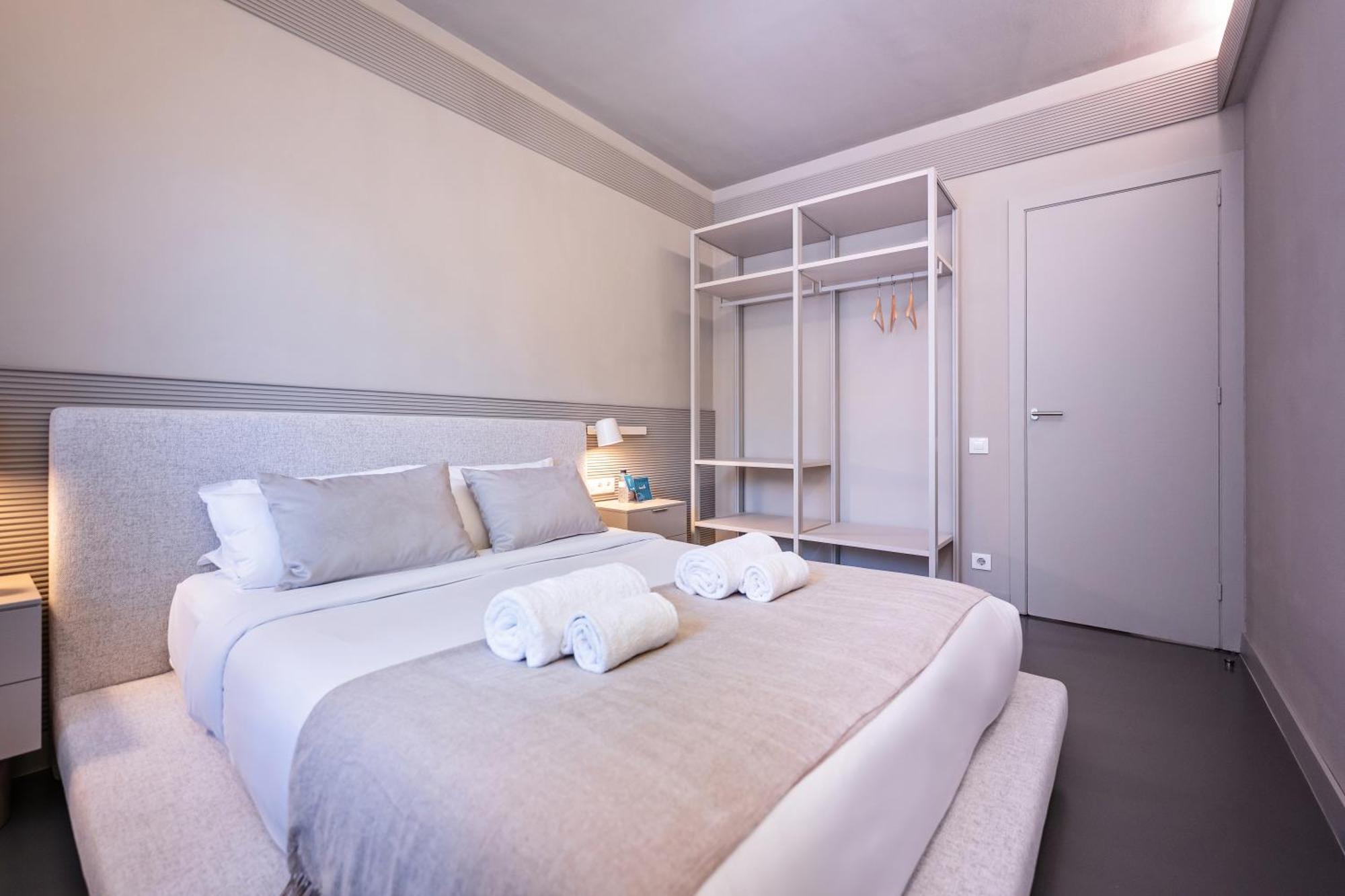 Sweett - Gaudi Avenue Apartment Barcelona Bagian luar foto