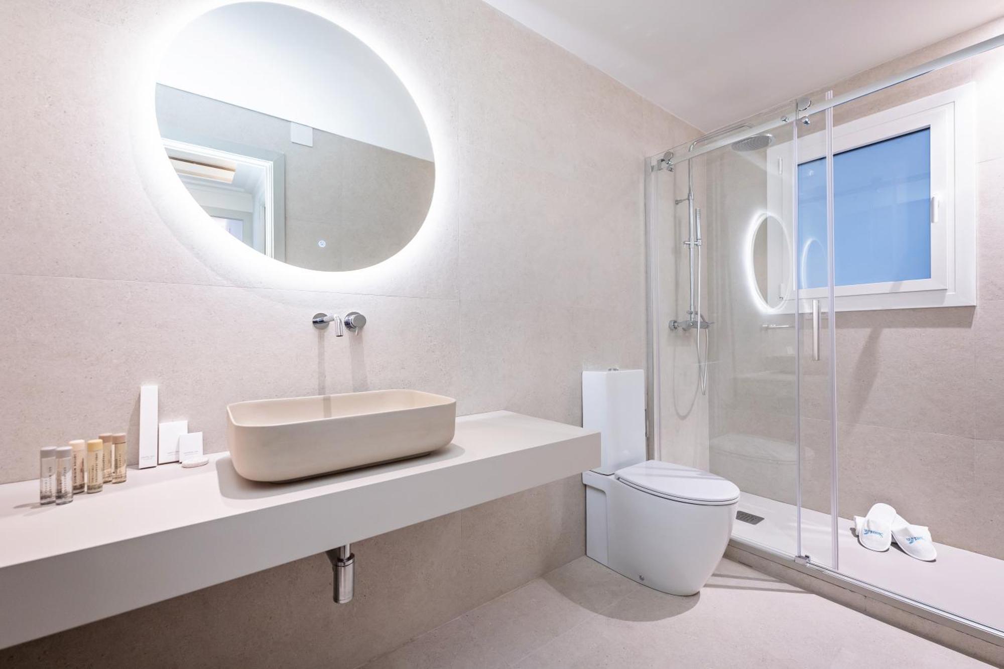 Sweett - Gaudi Avenue Apartment Barcelona Bagian luar foto