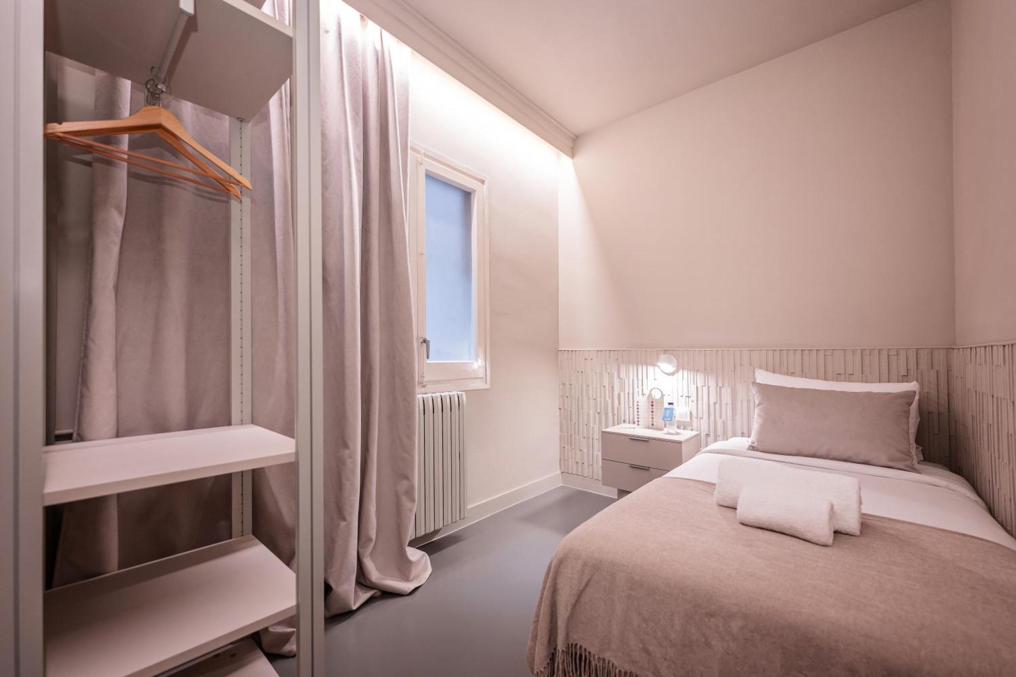 Sweett - Gaudi Avenue Apartment Barcelona Bagian luar foto